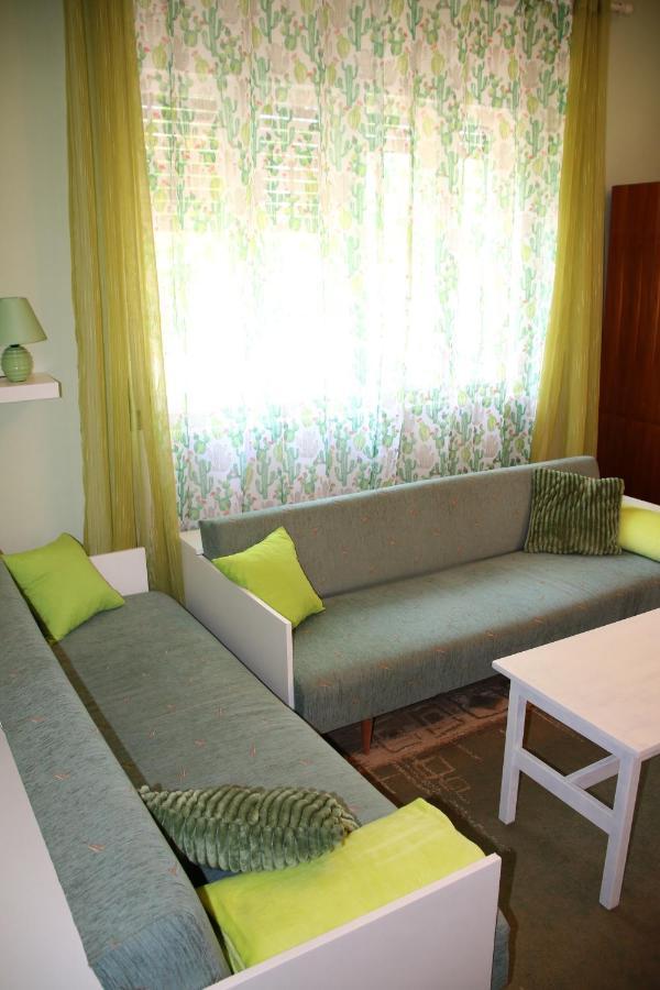 Green Cactus Rooms - Unique And Cozy House Senta 外观 照片