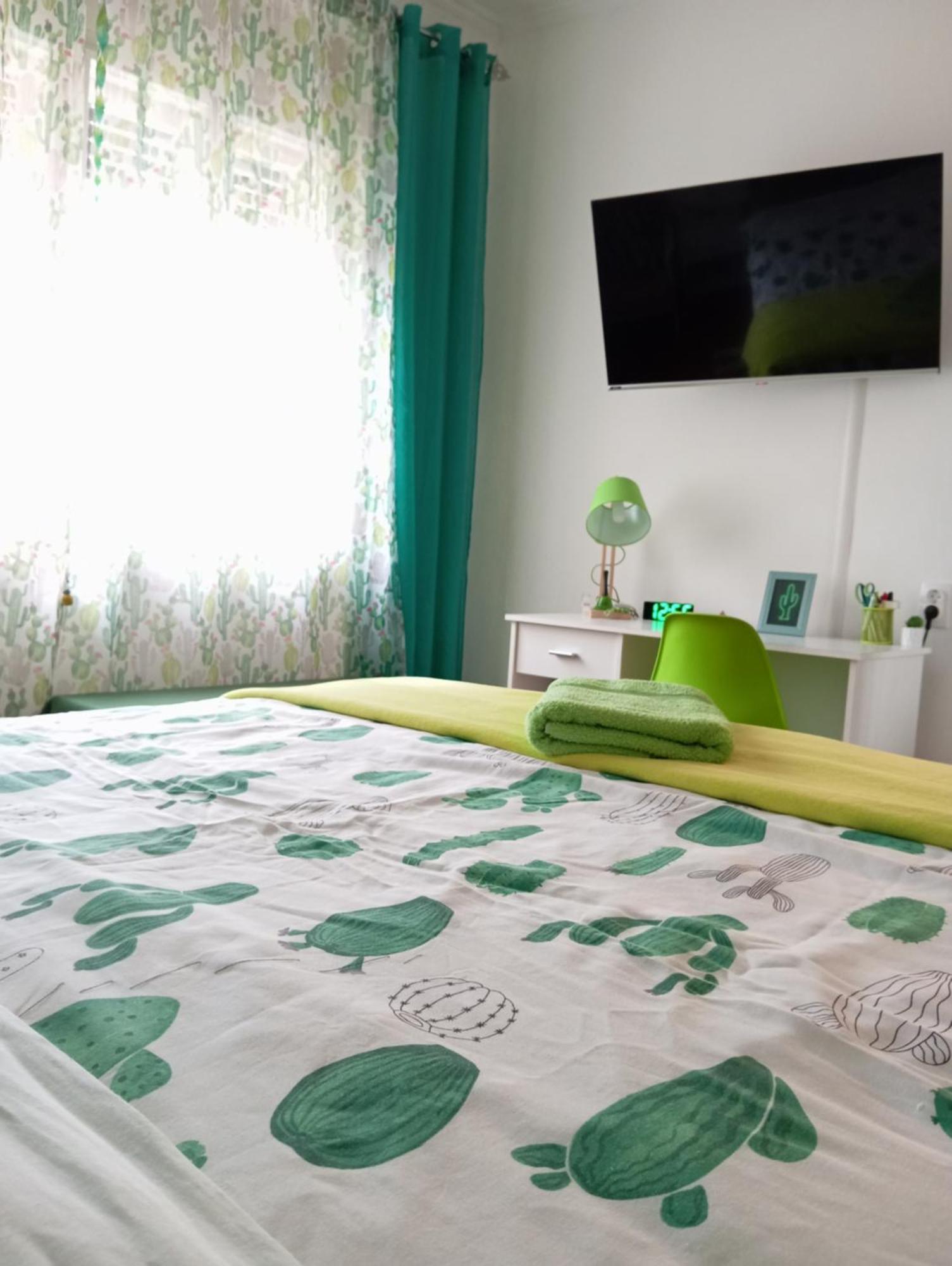 Green Cactus Rooms - Unique And Cozy House Senta 外观 照片